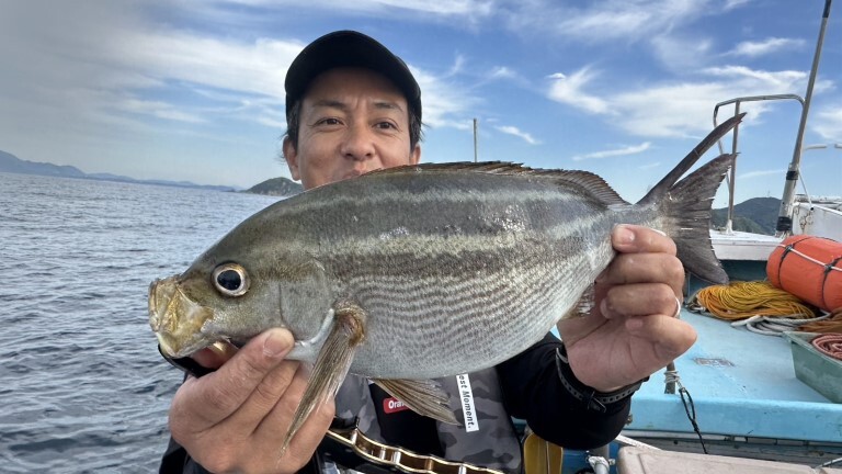 琵琶湖のタナゴ釣り】バイクで巡る湖北エリアの水路 濁りの